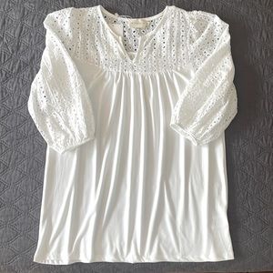 Ninexis White Eyelet Top - Medium